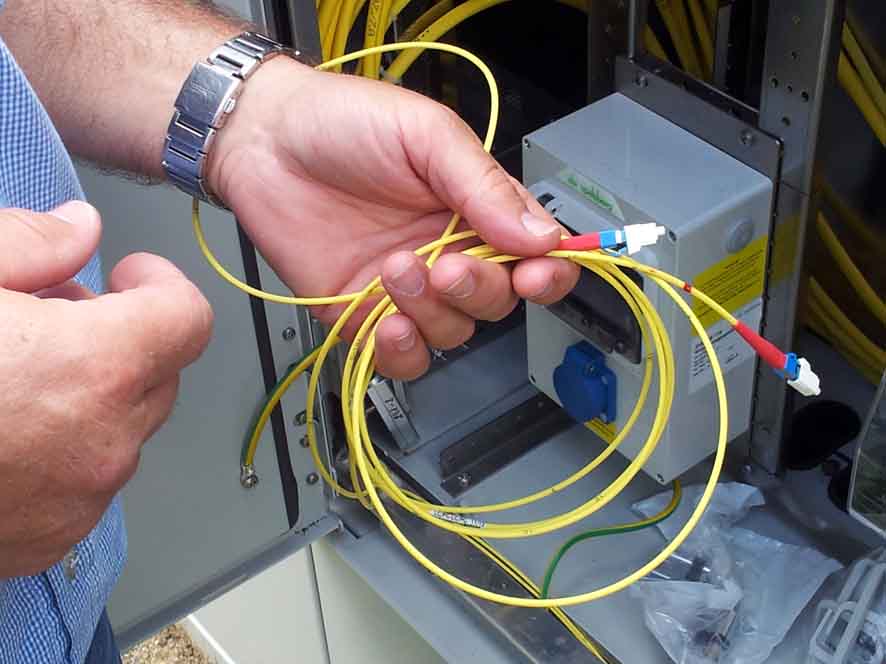 DSL 002